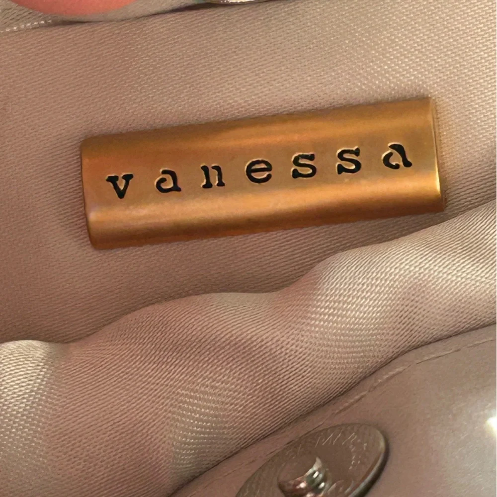 Vanessa Elegant Cream Bag w/90's Embellished Ring Handle
